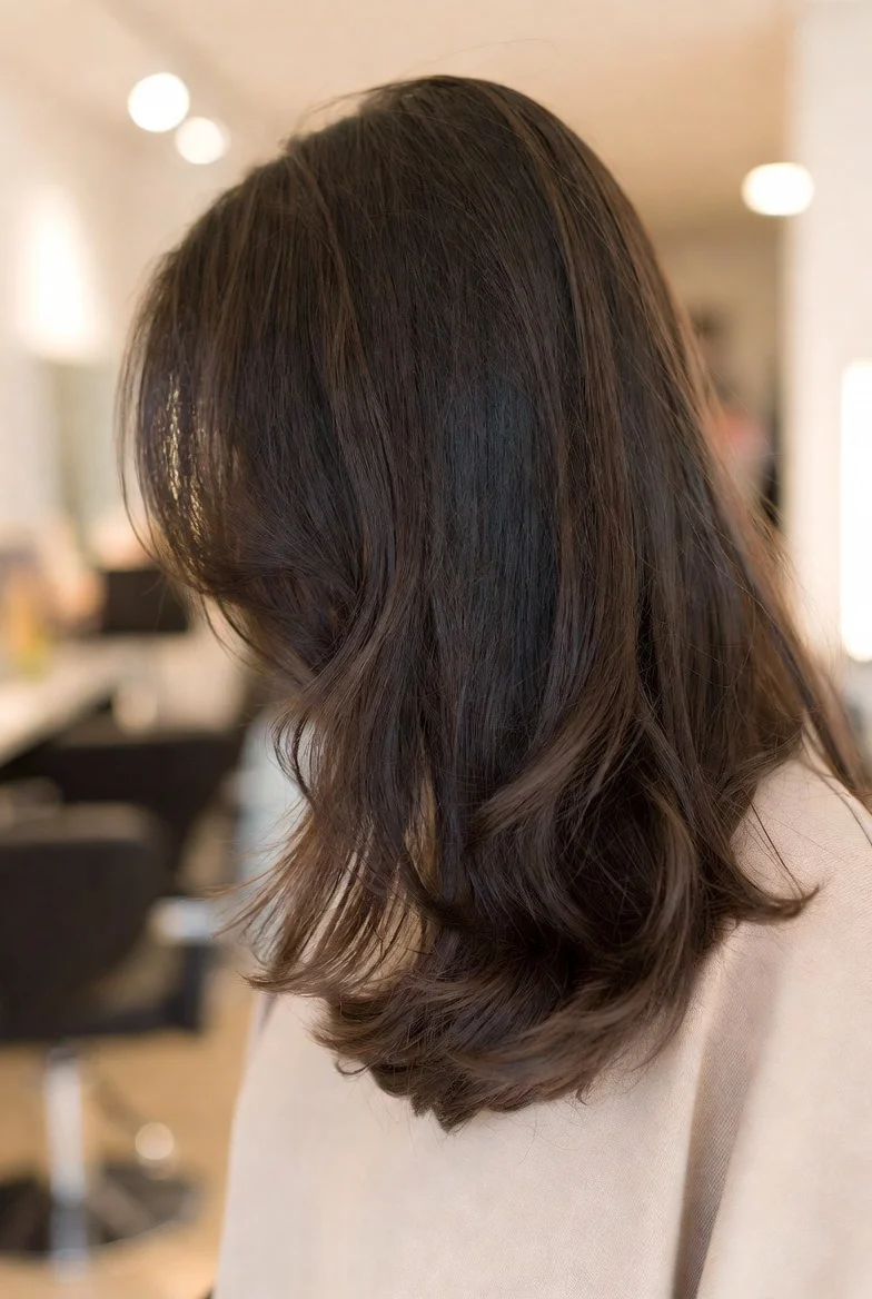 Shoulder-Length Layered CutStrands