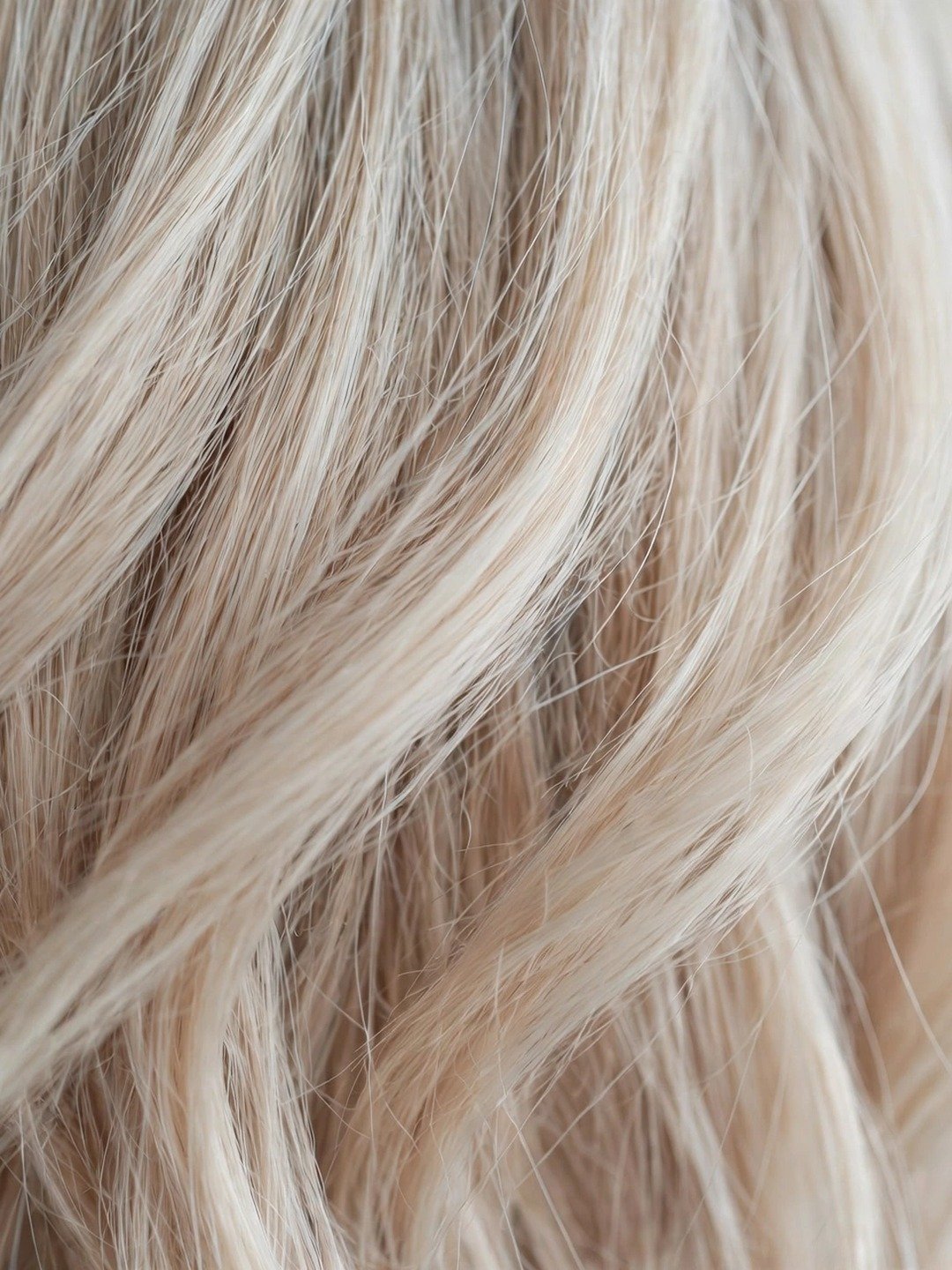 Champagne Honey Blonde